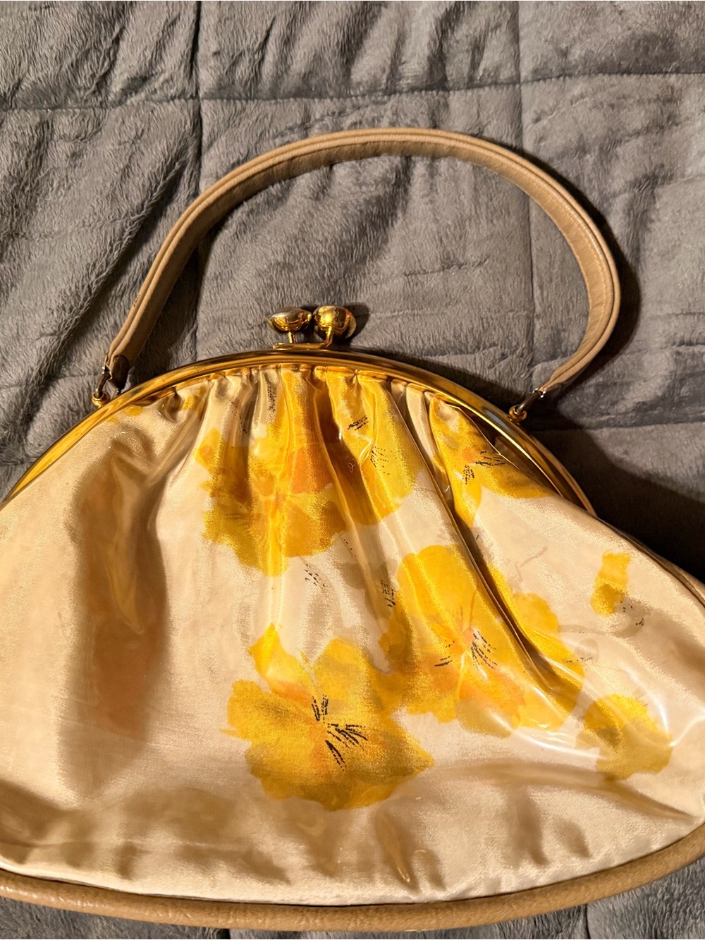 Julius Resnick Yellow Floral Satin Kiss-Lock Women's Handbag